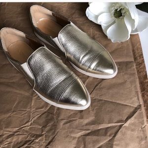 Nine West Sawyero metallic casual flats